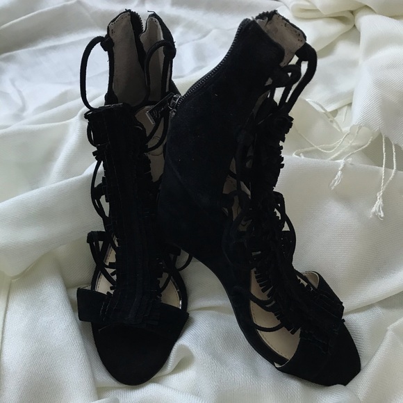 Jessica Simpson Black Wedge with Fringe 6 - Picture 1 of 5